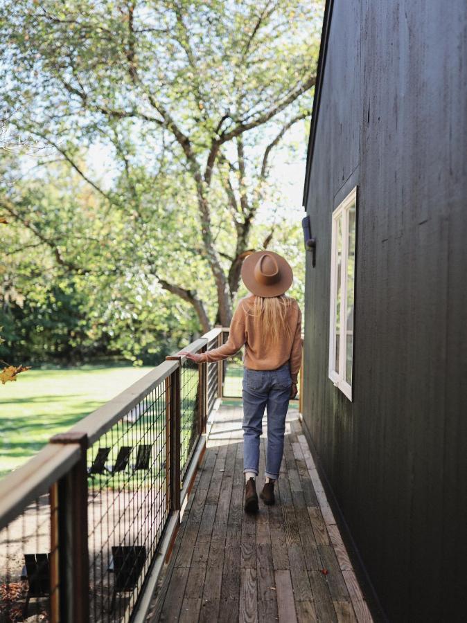 Taelta Lodge, A Bluebird By Lark Stowe Extérieur photo